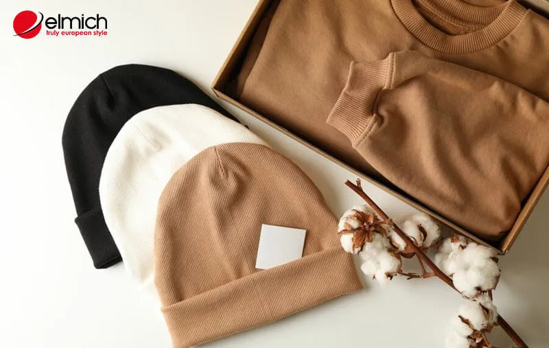 Hình 2: Màu nâu đất hợp với tuổi 1991